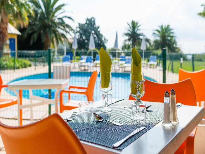 Ariane Hotel Fos Sur Mer Fos-sur-Mer Exteriör bild
