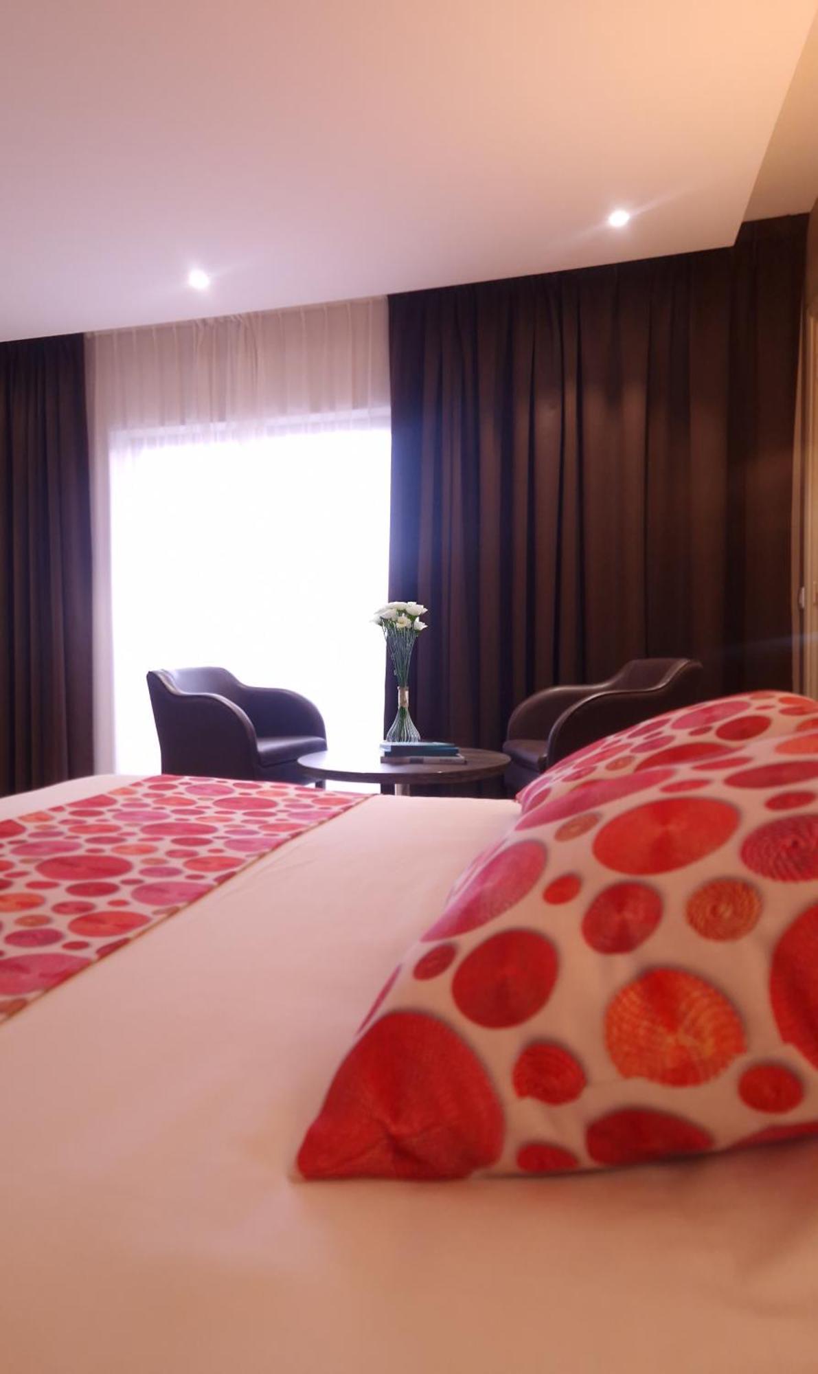 Ariane Hotel Fos Sur Mer Fos-sur-Mer Exteriör bild