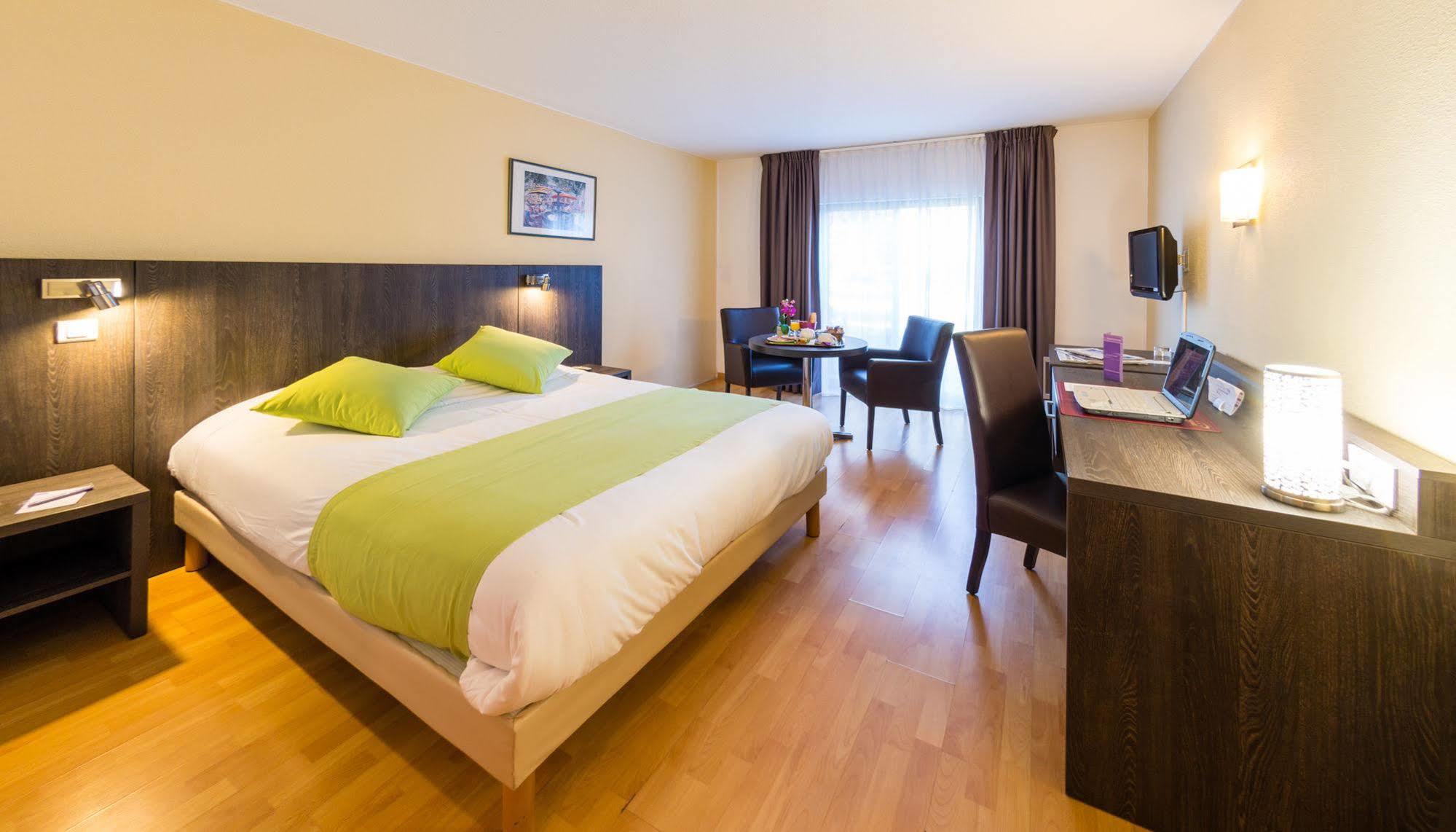 Ariane Hotel Fos Sur Mer Fos-sur-Mer Exteriör bild